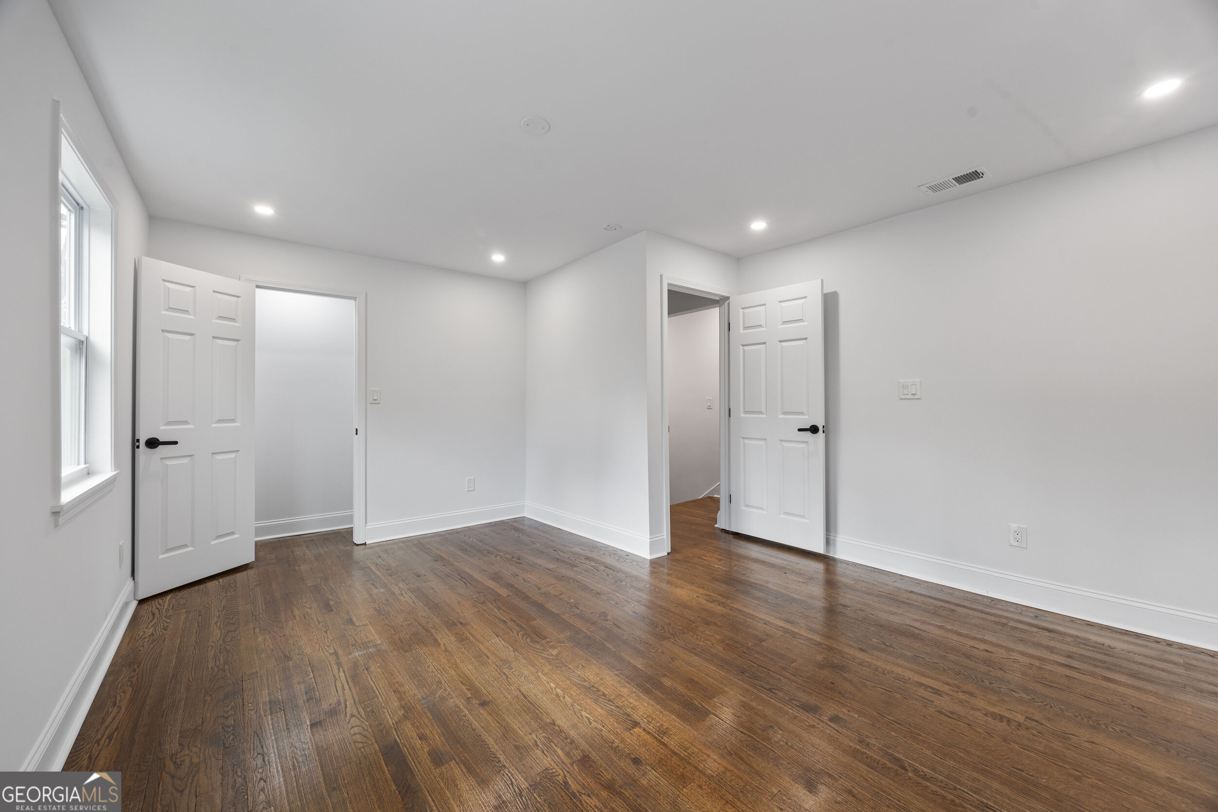 1870 Avone Avenue Property Photo 37