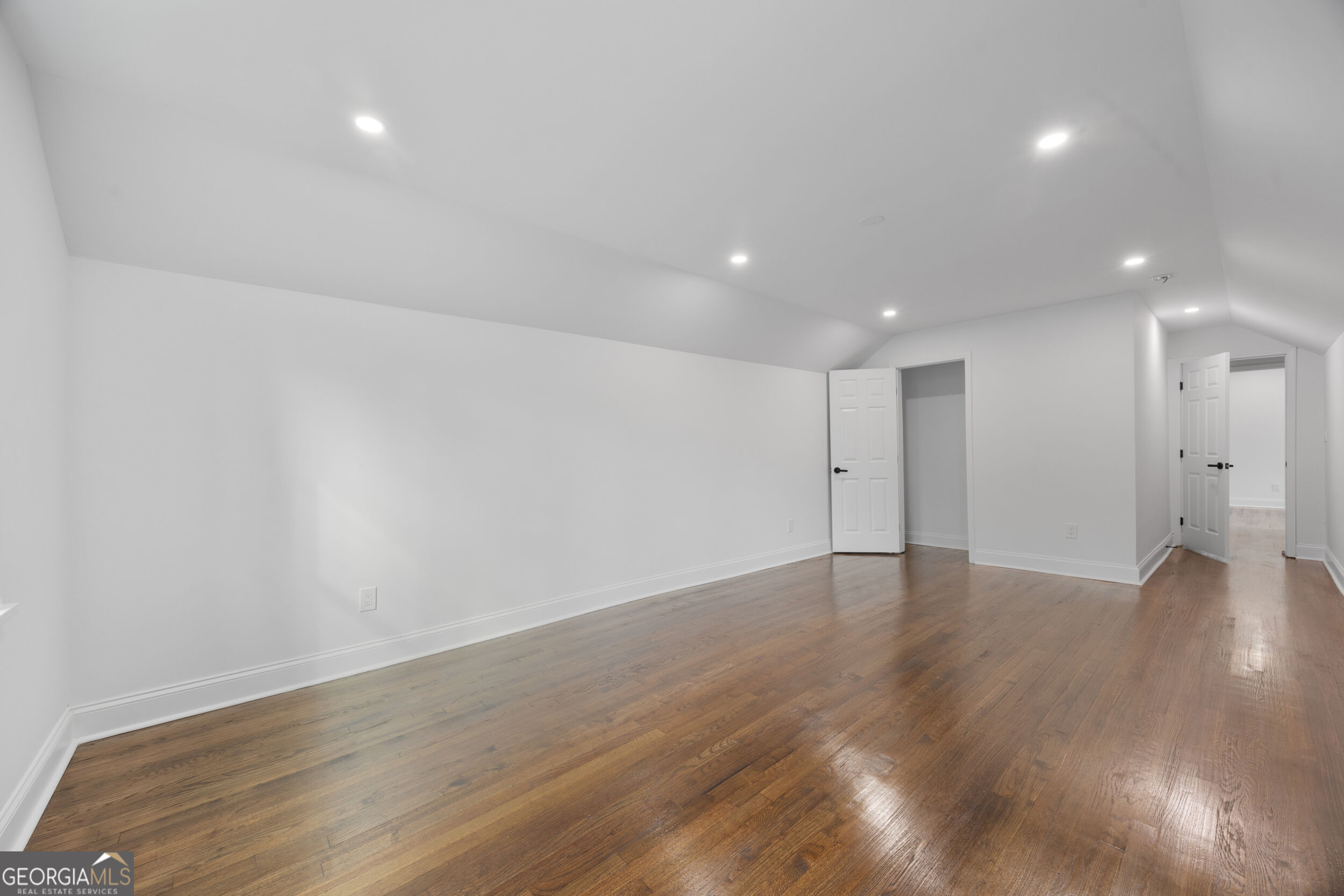 1870 Avone Avenue Property Photo 39