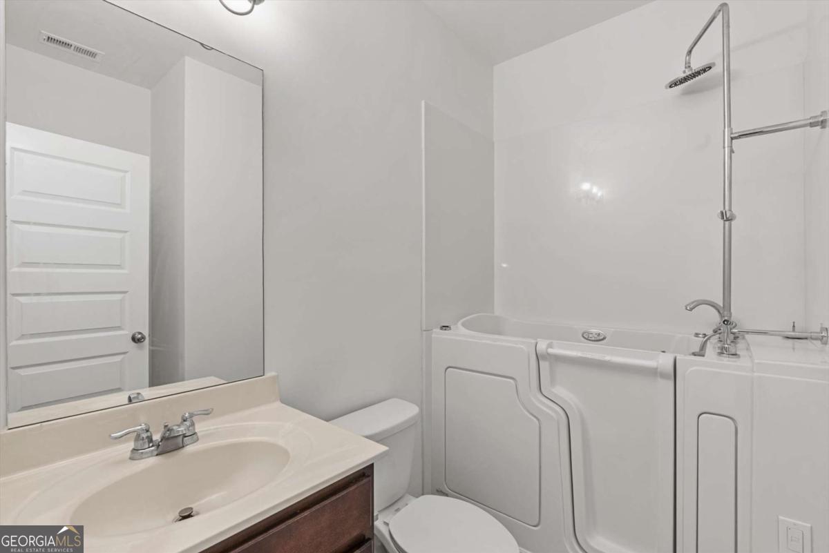 3805 Beaver Swamp Road Property Photo 19