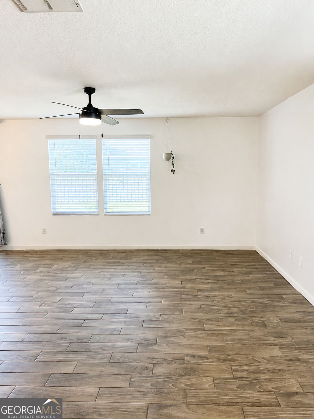 204 Hayworth Court Property Photo 14