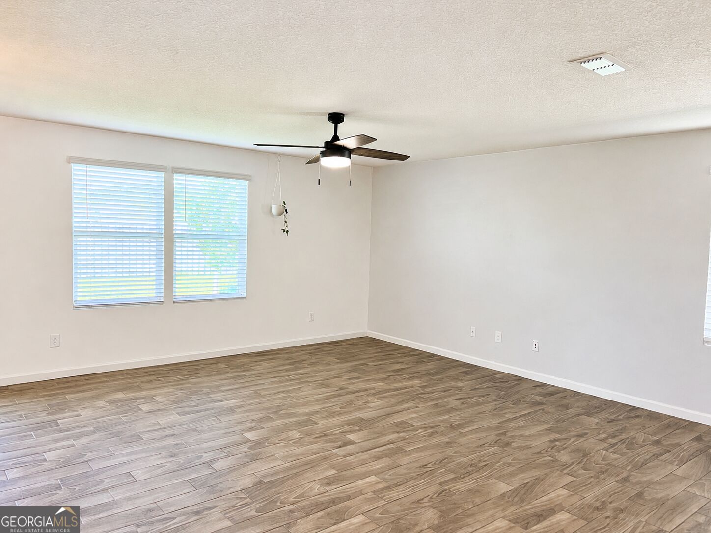 204 Hayworth Court Property Photo 18