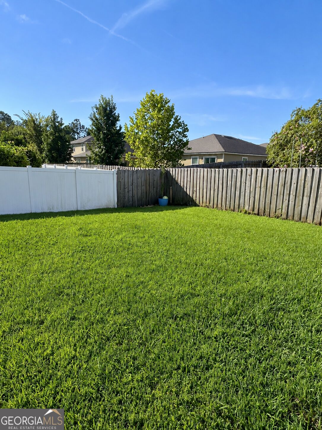 204 Hayworth Court Property Photo 24