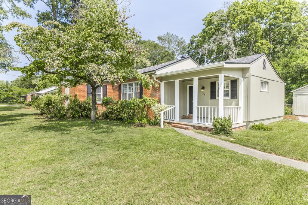 2235 Elmridge Drive Property Photo 4