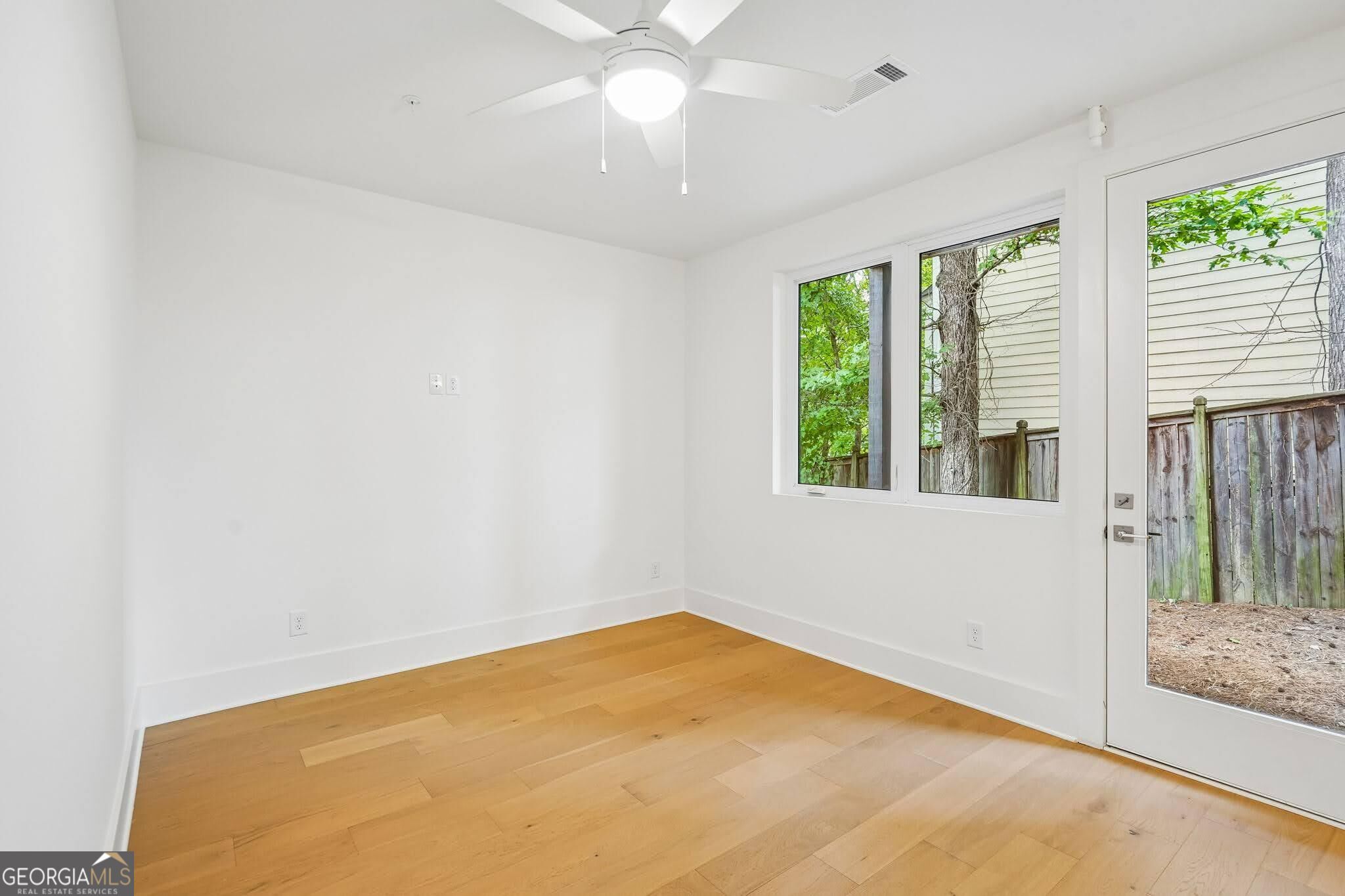 420 Cedar Dust Drive Property Photo 8