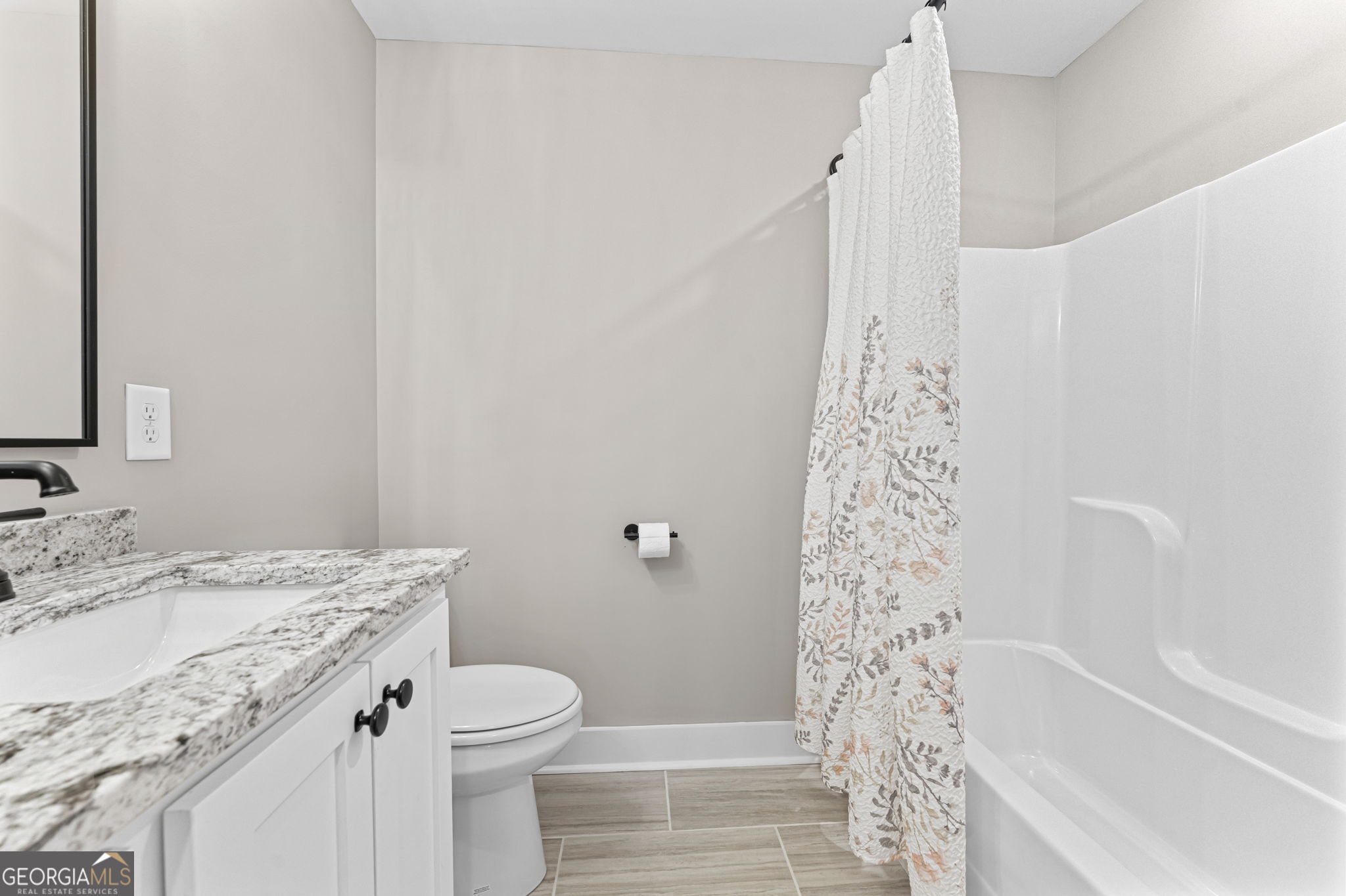 213 Old Hollow Way Property Photo 40
