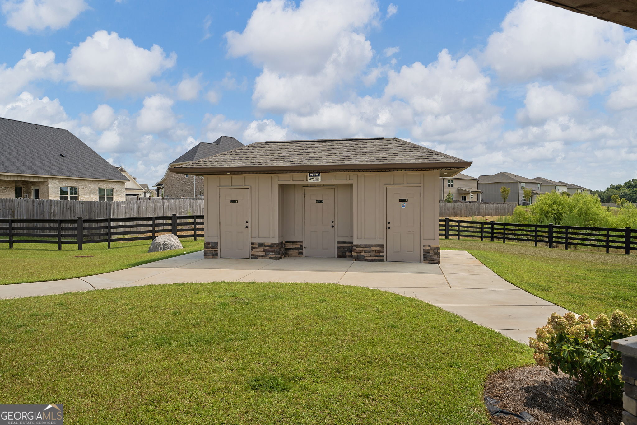 213 Old Hollow Way Property Photo 65