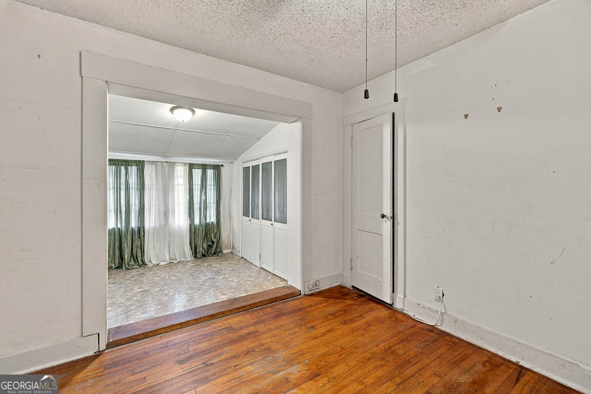 1222 Pine Avenue Property Photo 12