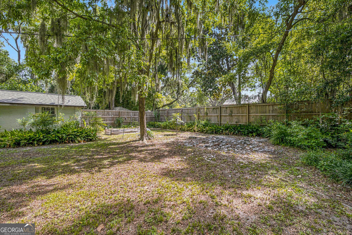 1222 Pine Avenue Property Photo 25