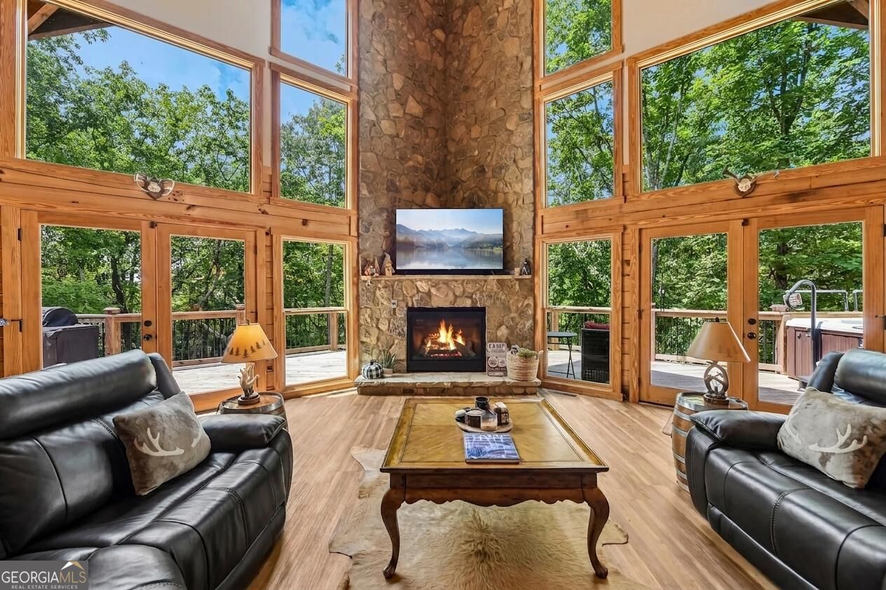 462 Ranch Mountain Drive Property Photo 8