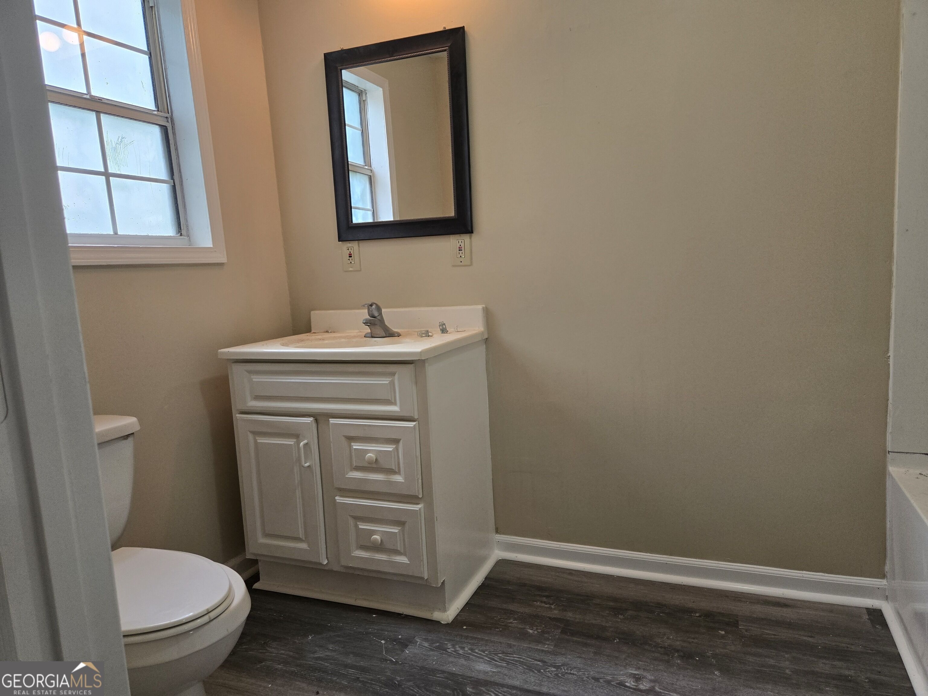 113 Maple Street Property Photo 3