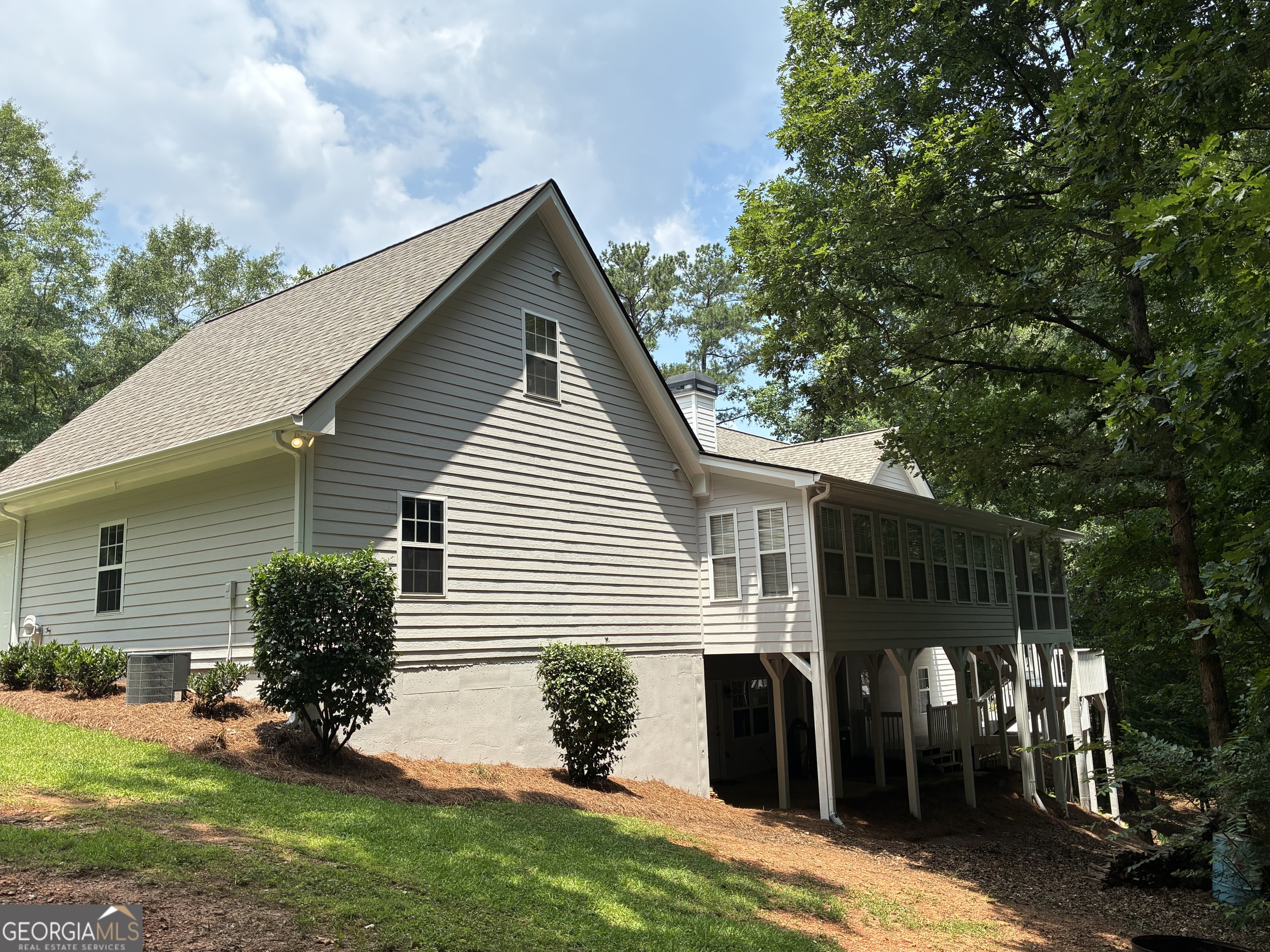 4580 Liberty Road Property Photo 3