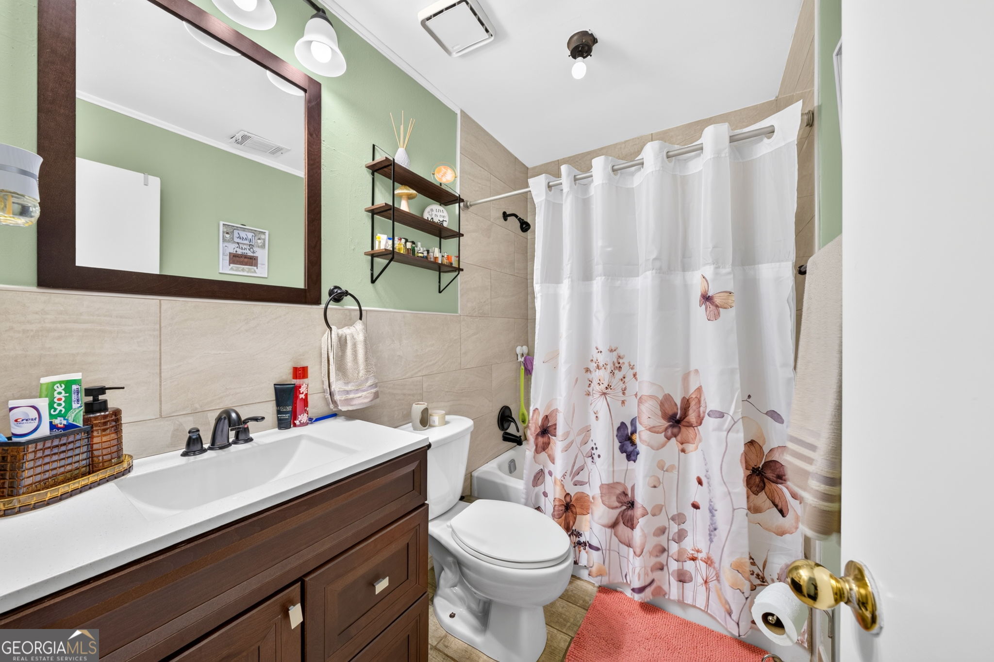 6715 Colchester Place Property Photo 16