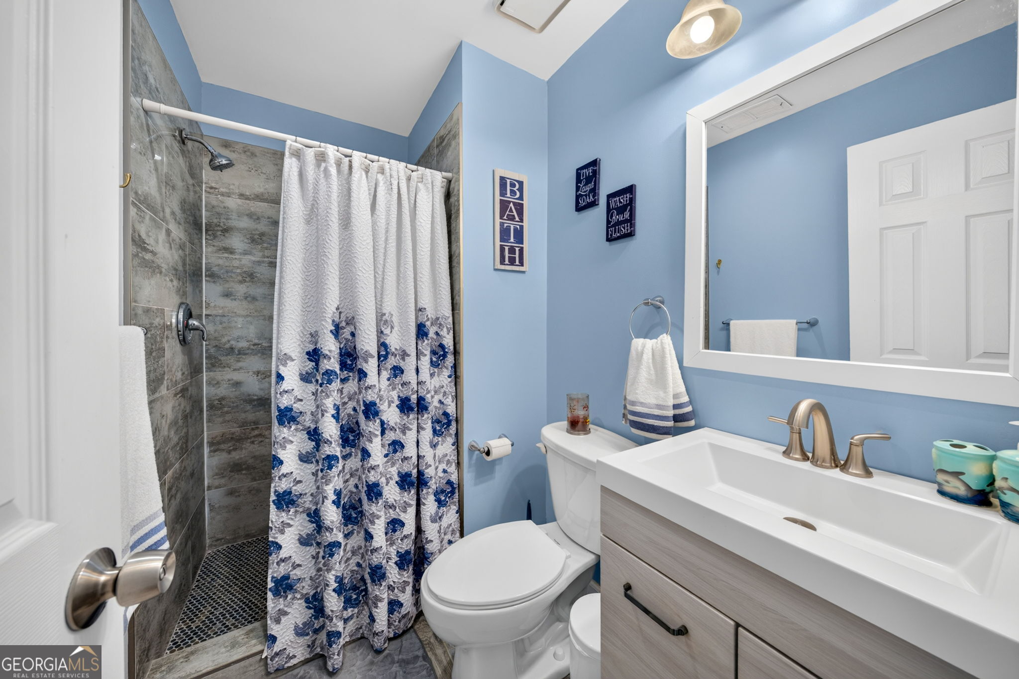 6715 Colchester Place Property Photo 17