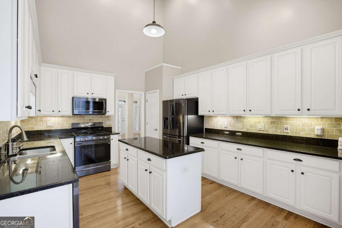 4814 Galloways Farm Court Property Photo 15