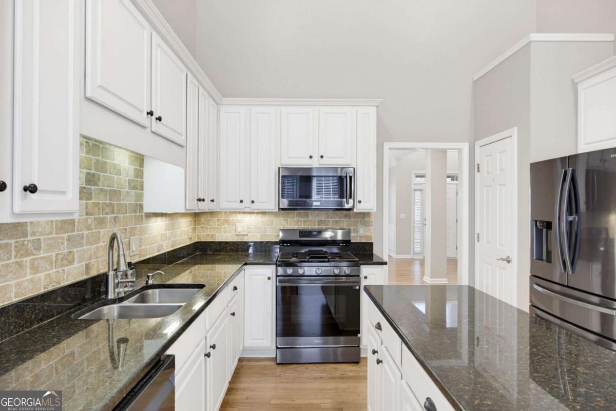 4814 Galloways Farm Court Property Photo 17