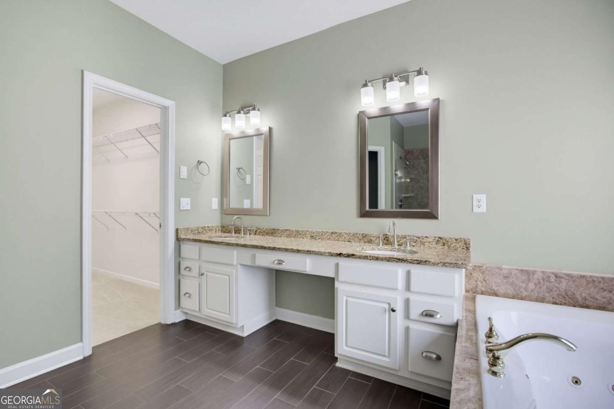 4814 Galloways Farm Court Property Photo 27