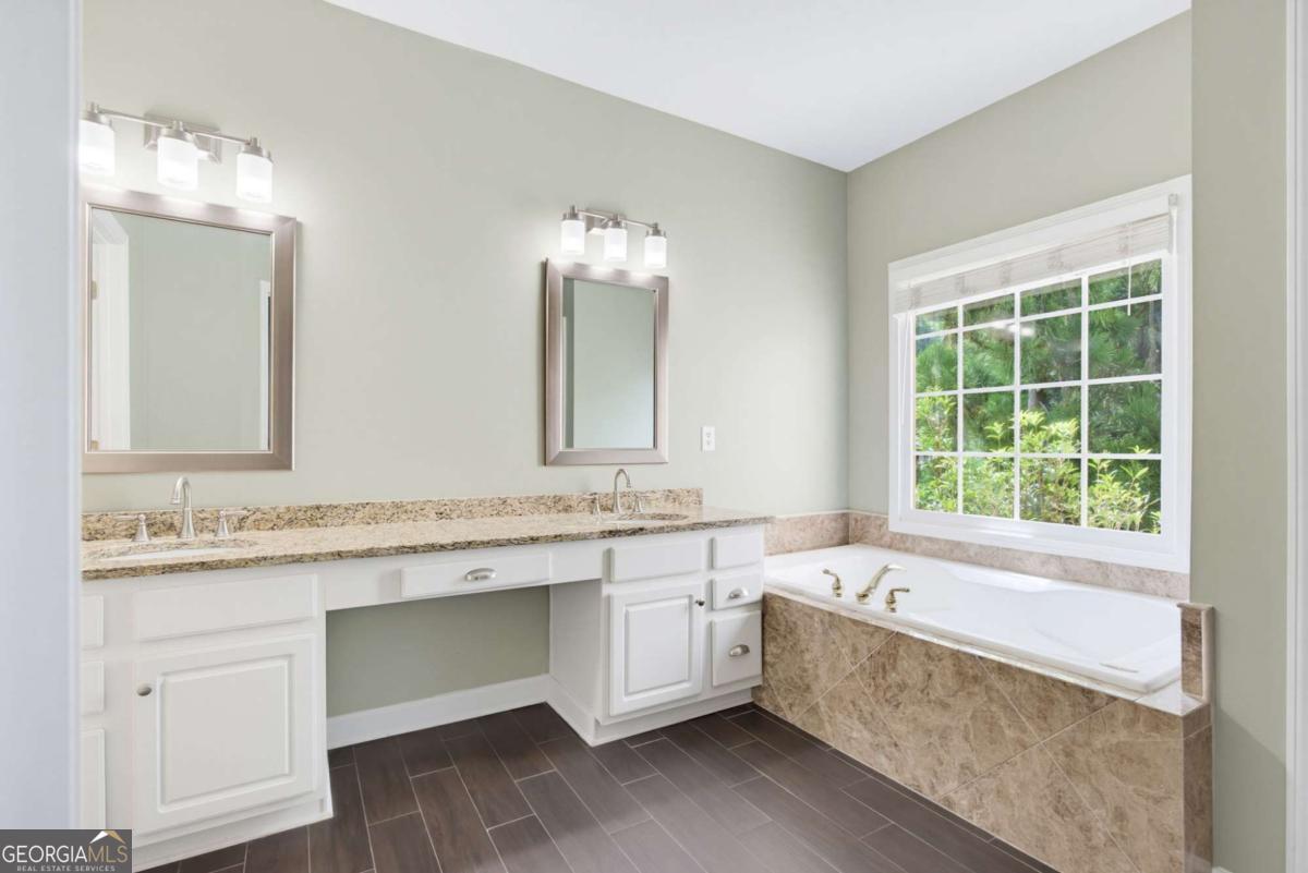 4814 Galloways Farm Court Property Photo 30