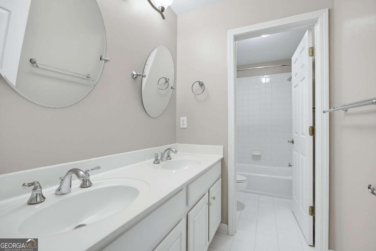 4814 Galloways Farm Court Property Photo 35