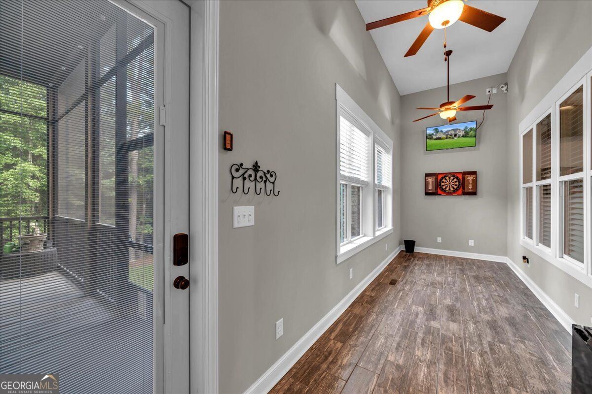 223 Yale Circle Property Photo 22