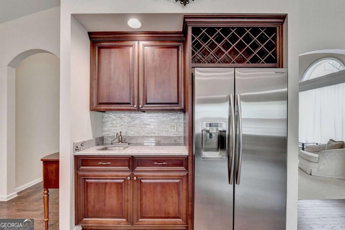 3781 Devenwood Way Property Photo 11