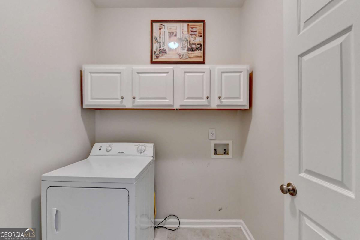3781 Devenwood Way Property Photo 24