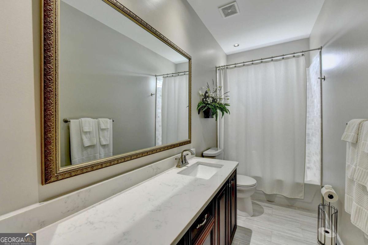 3781 Devenwood Way Property Photo 27