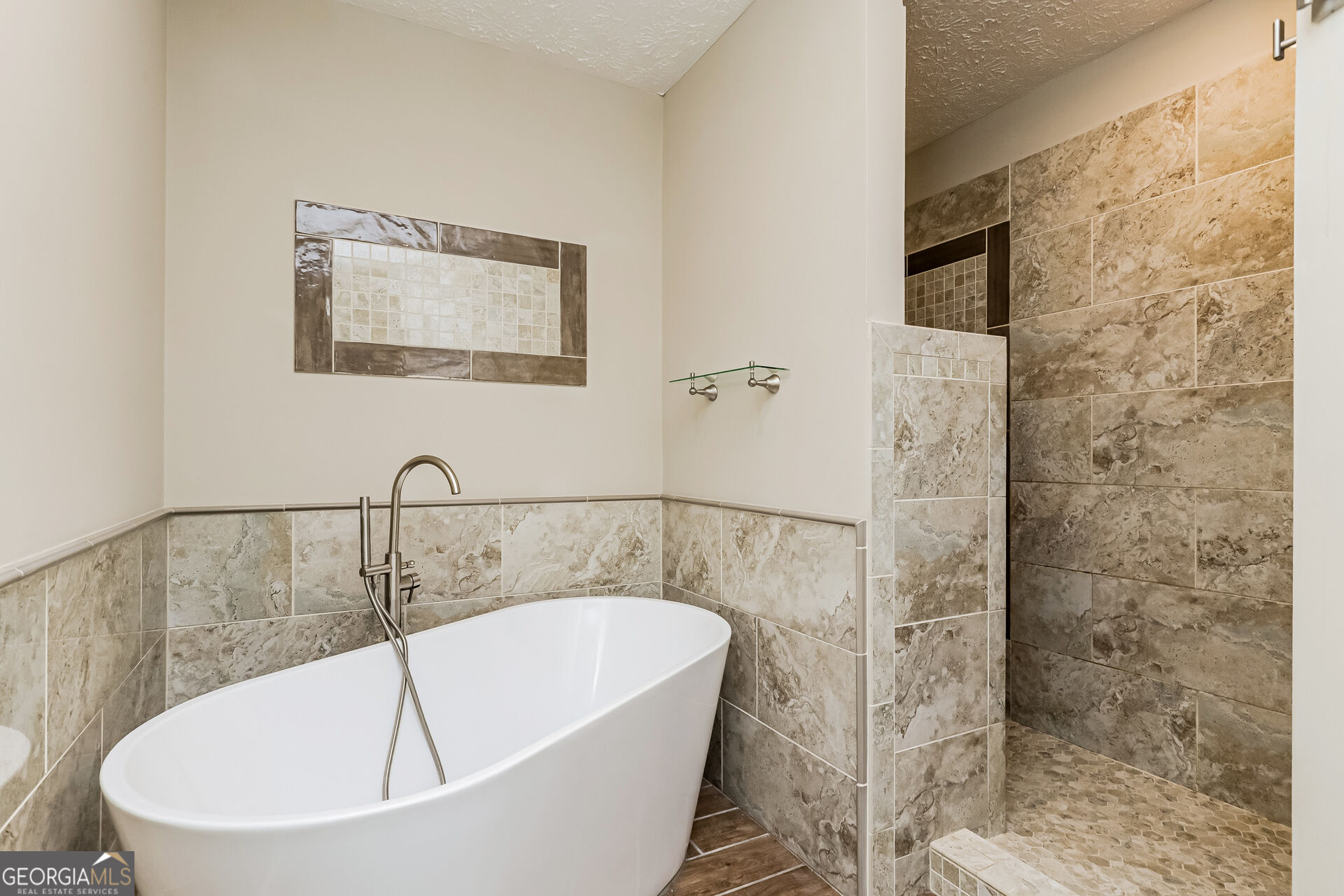 8183 Silver Oaks Court Property Photo 14