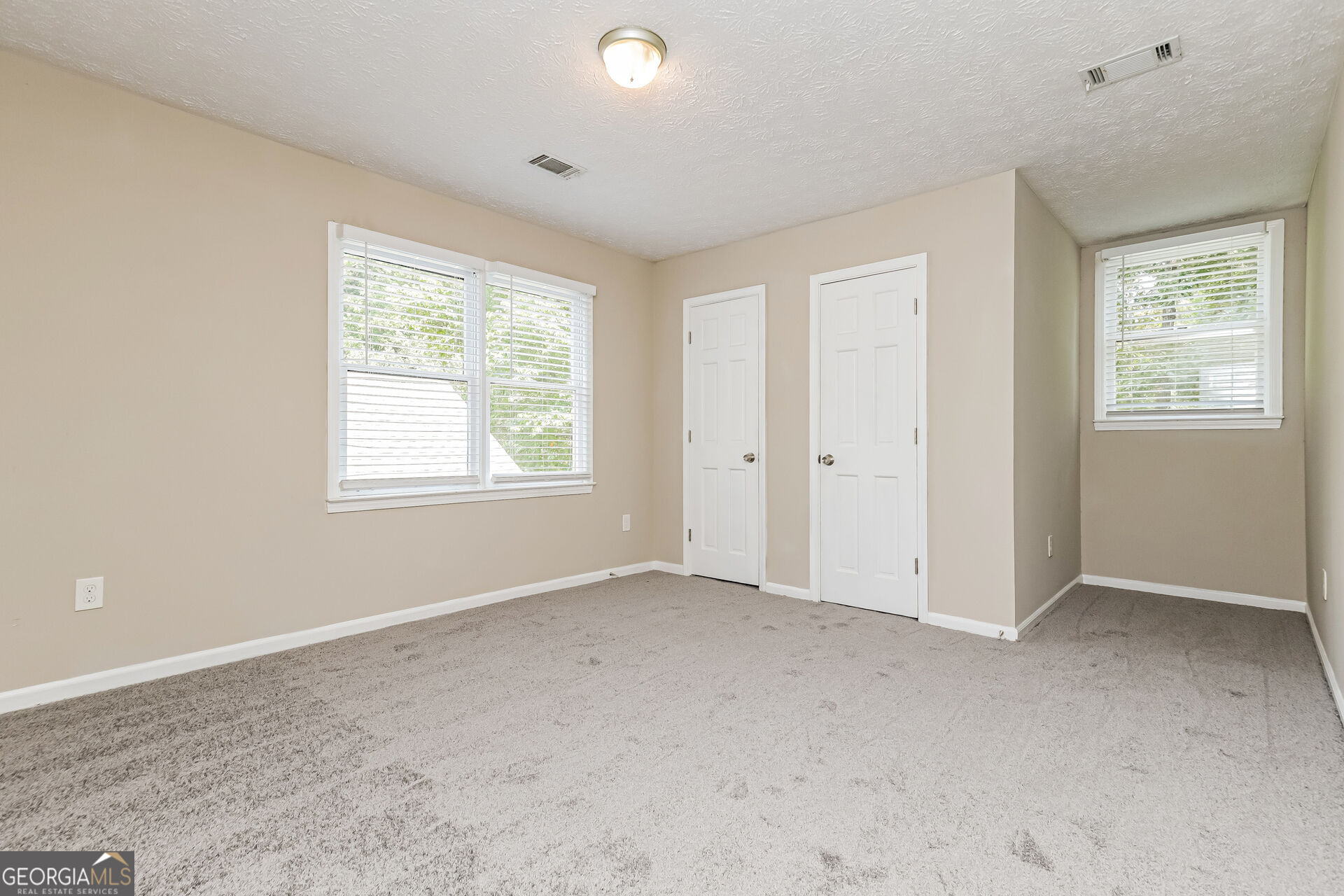 8183 Silver Oaks Court Property Photo 15