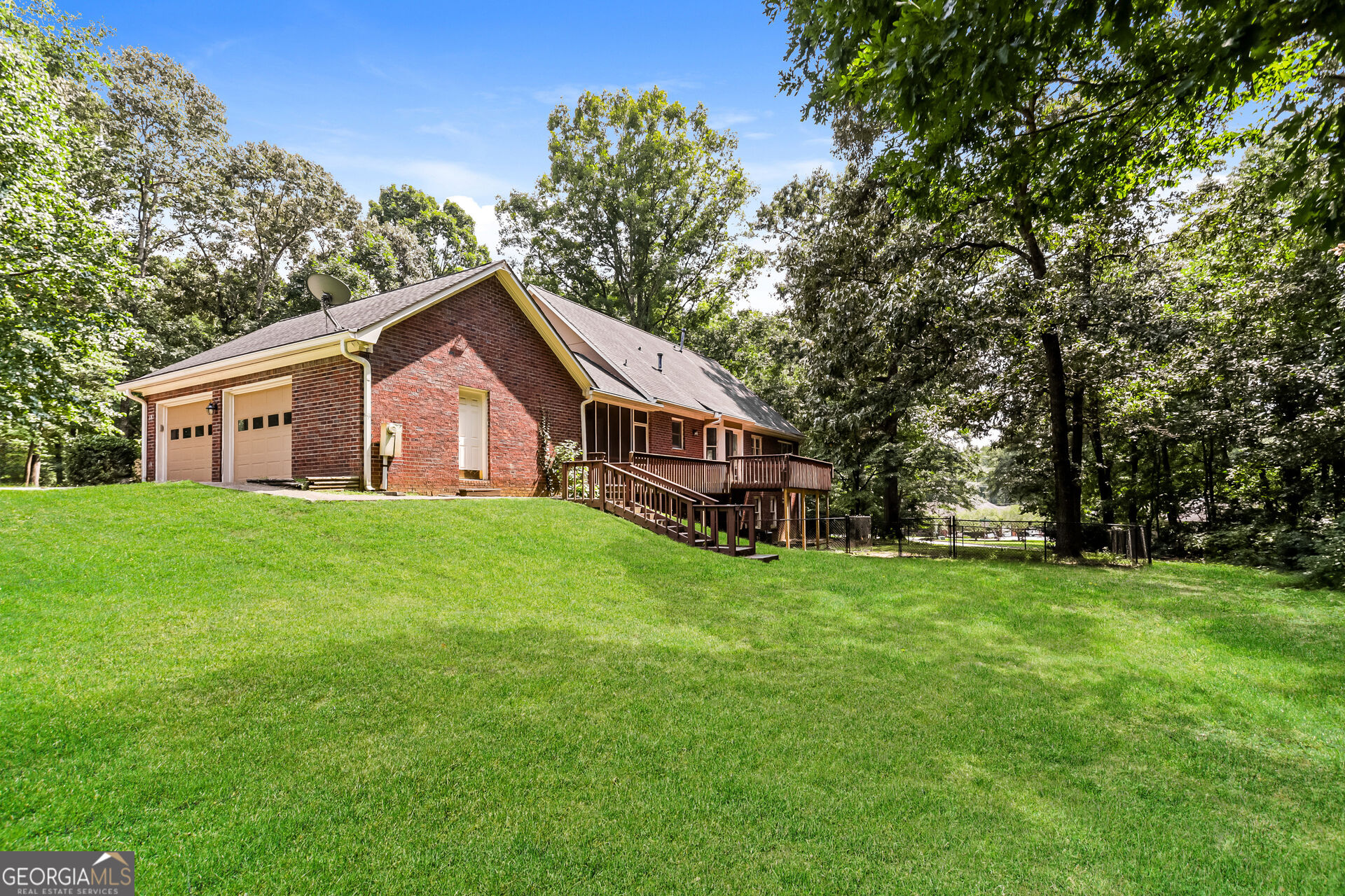 8183 Silver Oaks Court Property Photo 20