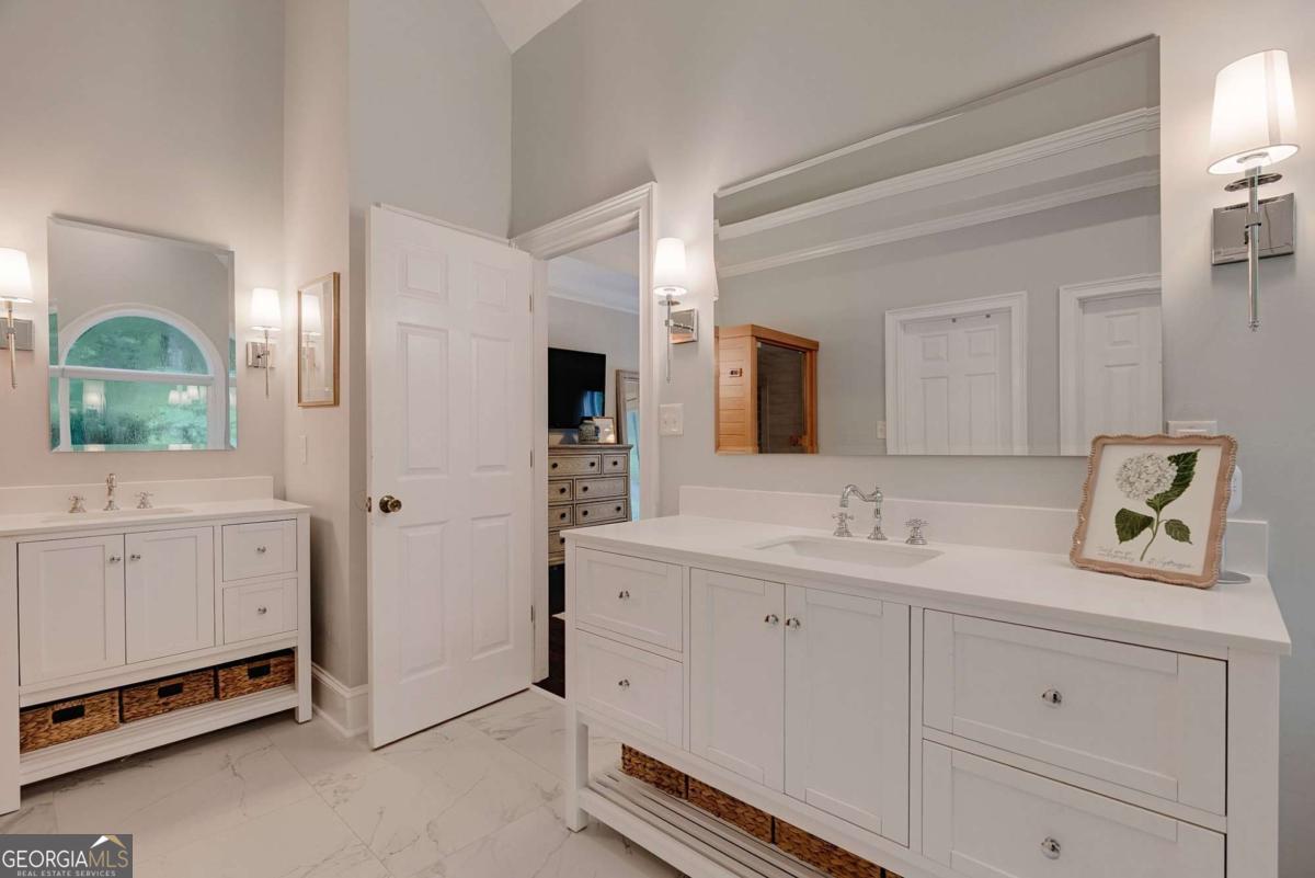 152 Thornhill Drive Property Photo 32