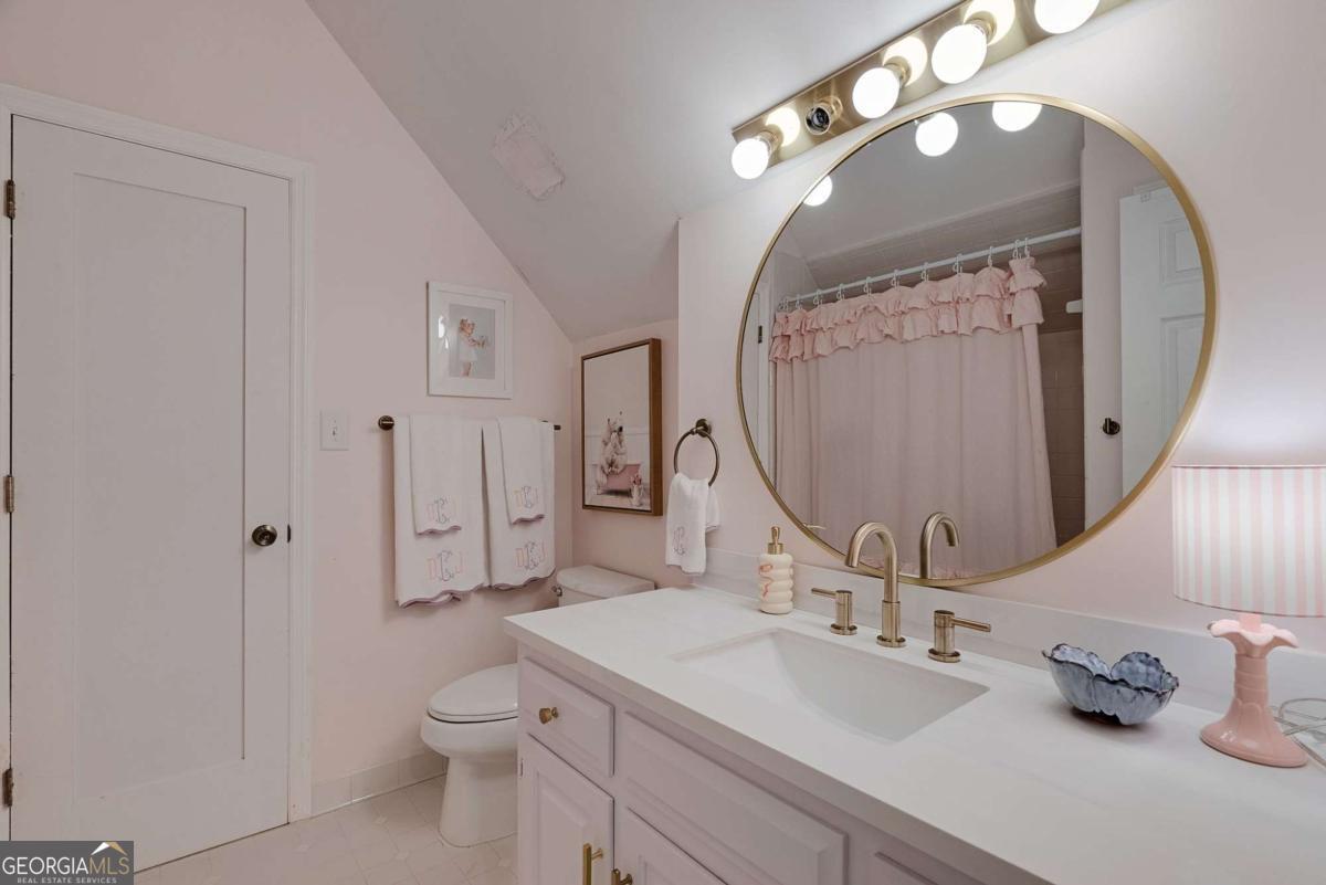 152 Thornhill Drive Property Photo 41