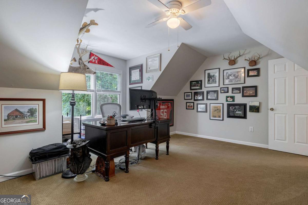152 Thornhill Drive Property Photo 43
