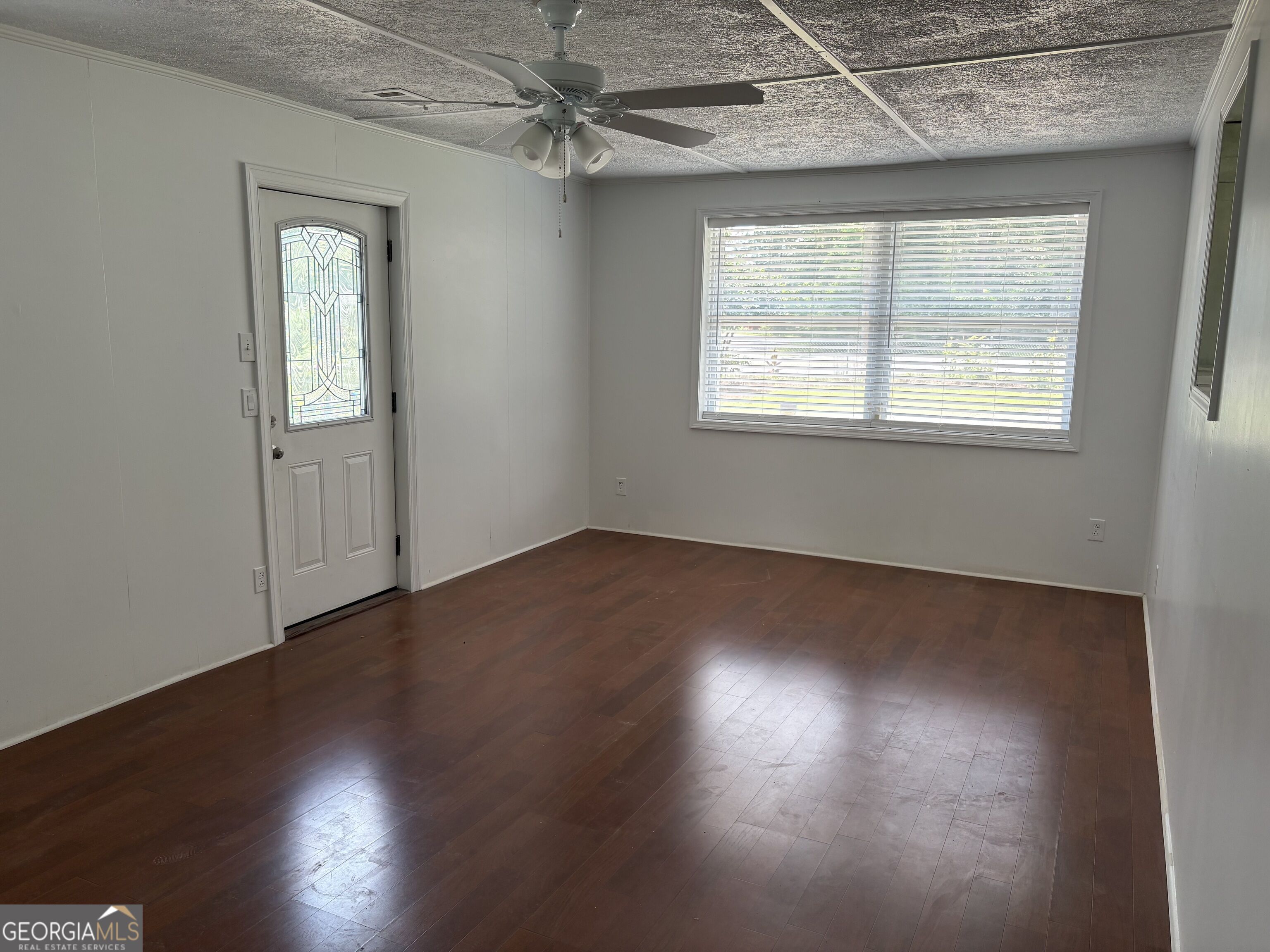 222 Hobbins Drive Property Photo 7