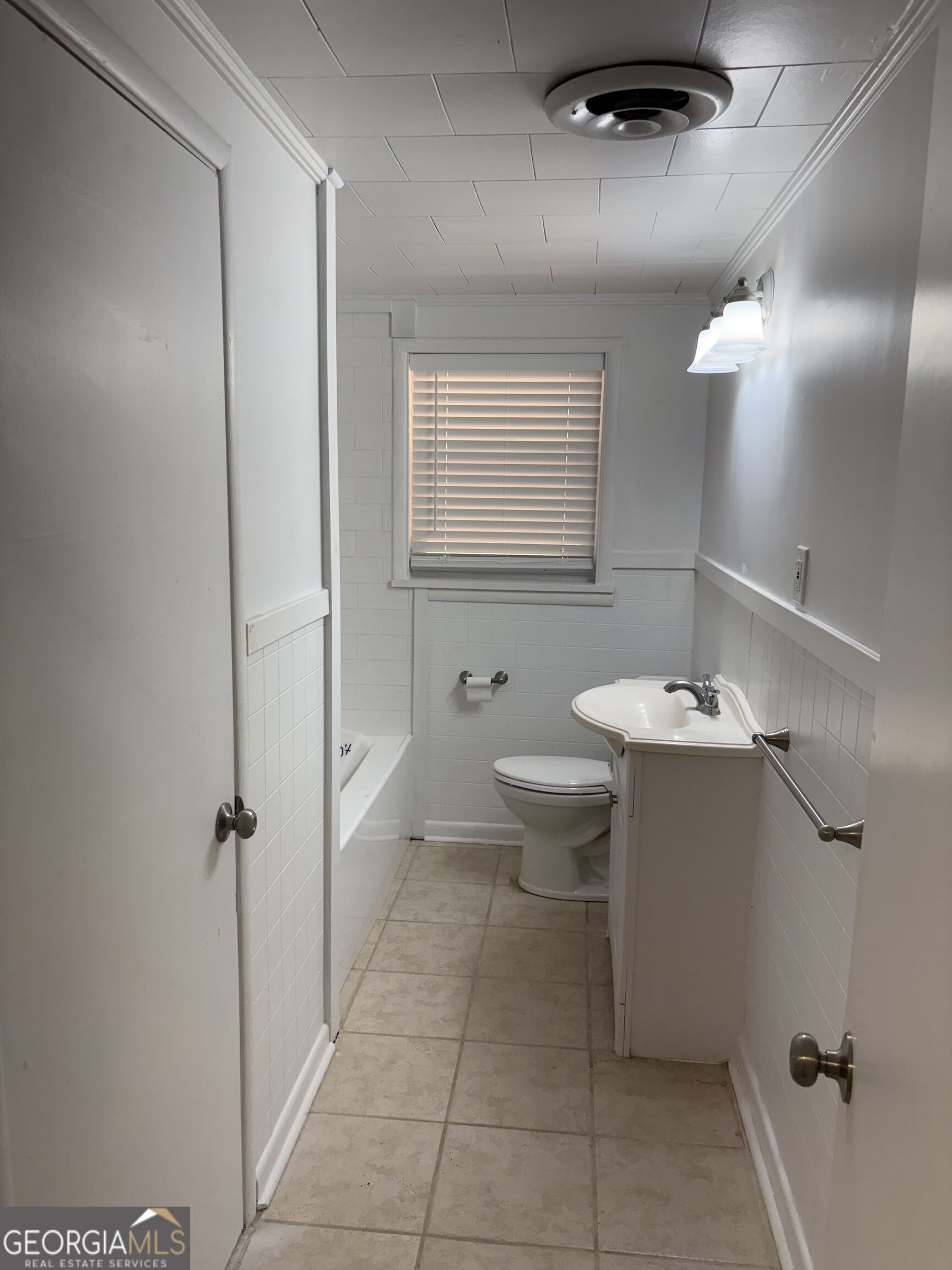 222 Hobbins Drive Property Photo 9