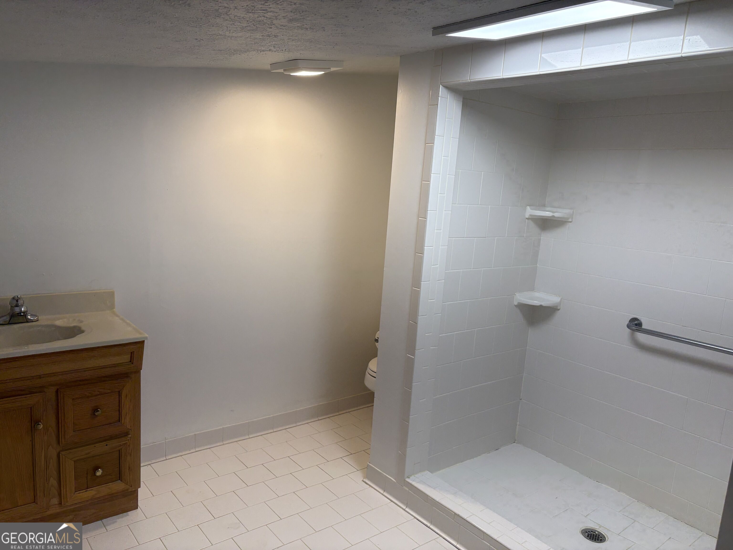 222 Hobbins Drive Property Photo 14