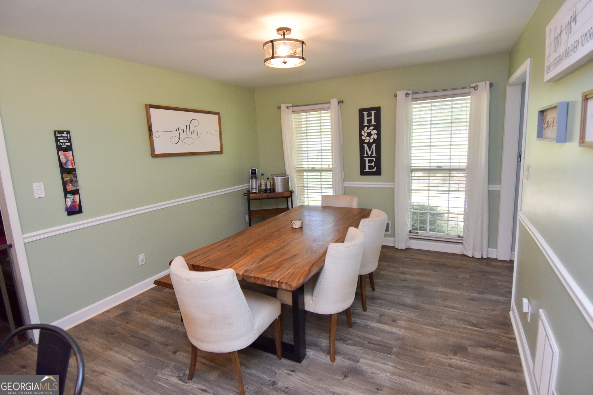 1448 Dauset Drive Property Photo 4