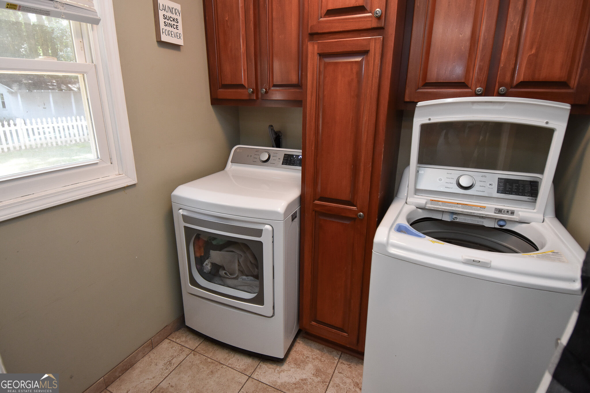 1448 Dauset Drive Property Photo 8