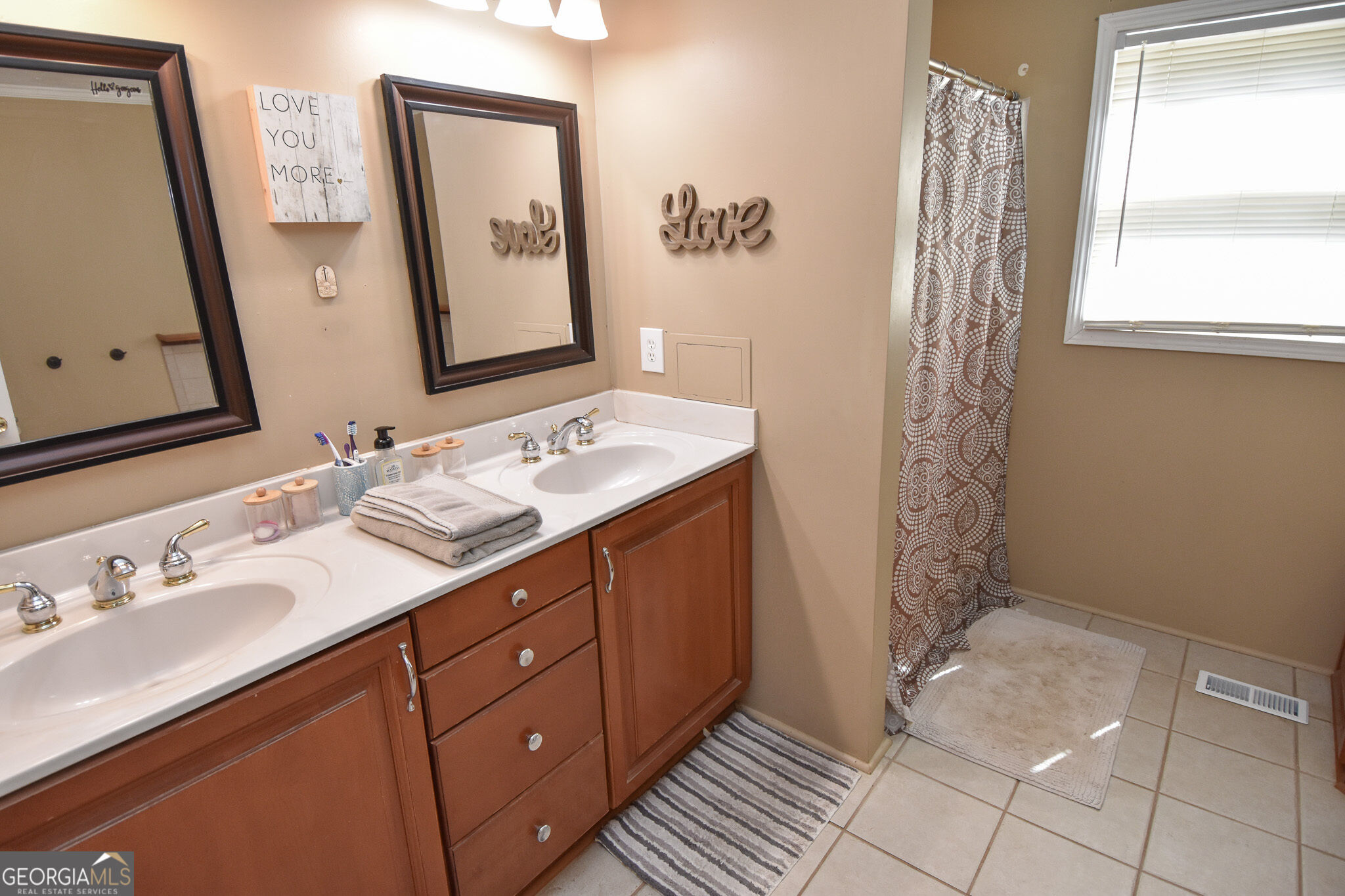 1448 Dauset Drive Property Photo 42