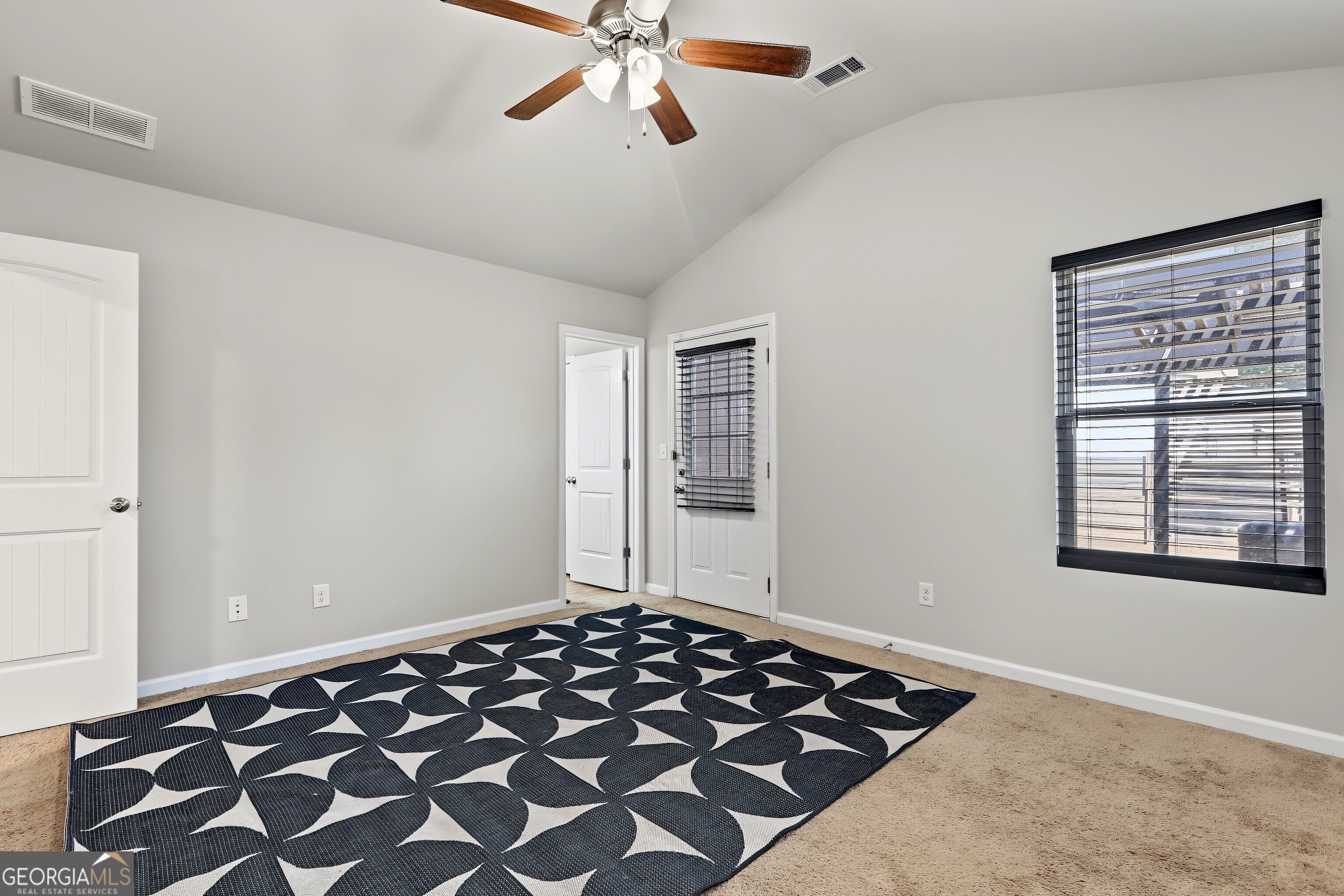 2362 Glebe Court Property Photo 6