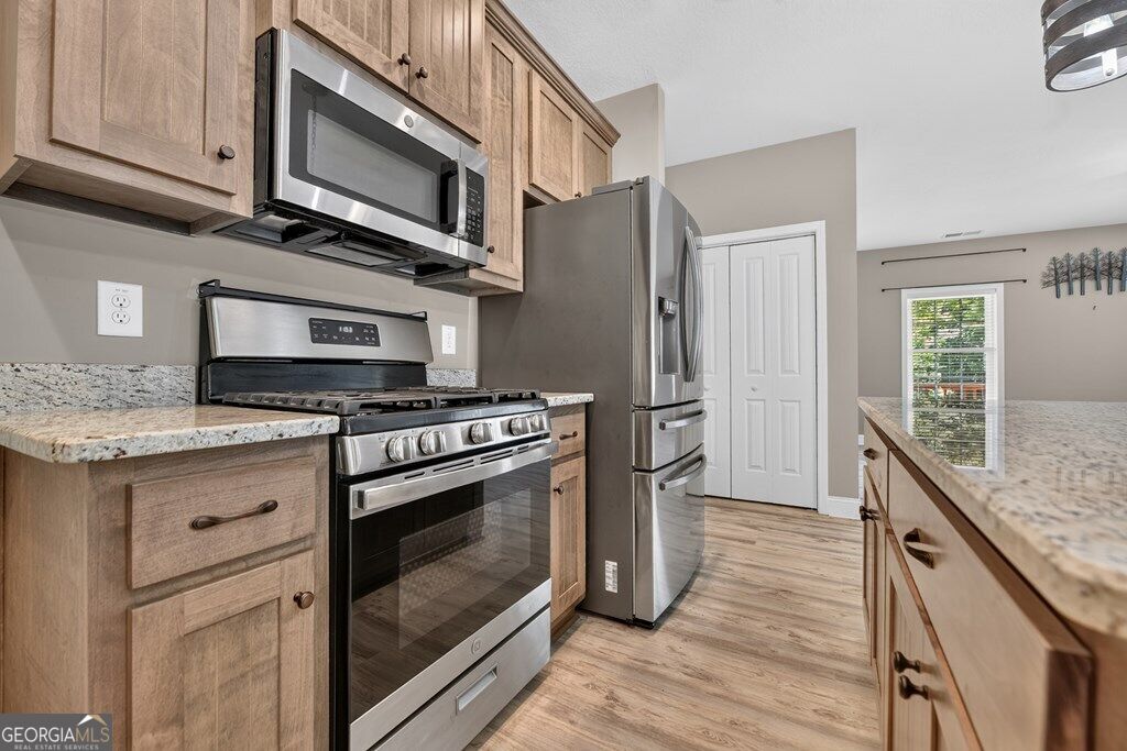 607 Satsuma Court S Property Photo 12