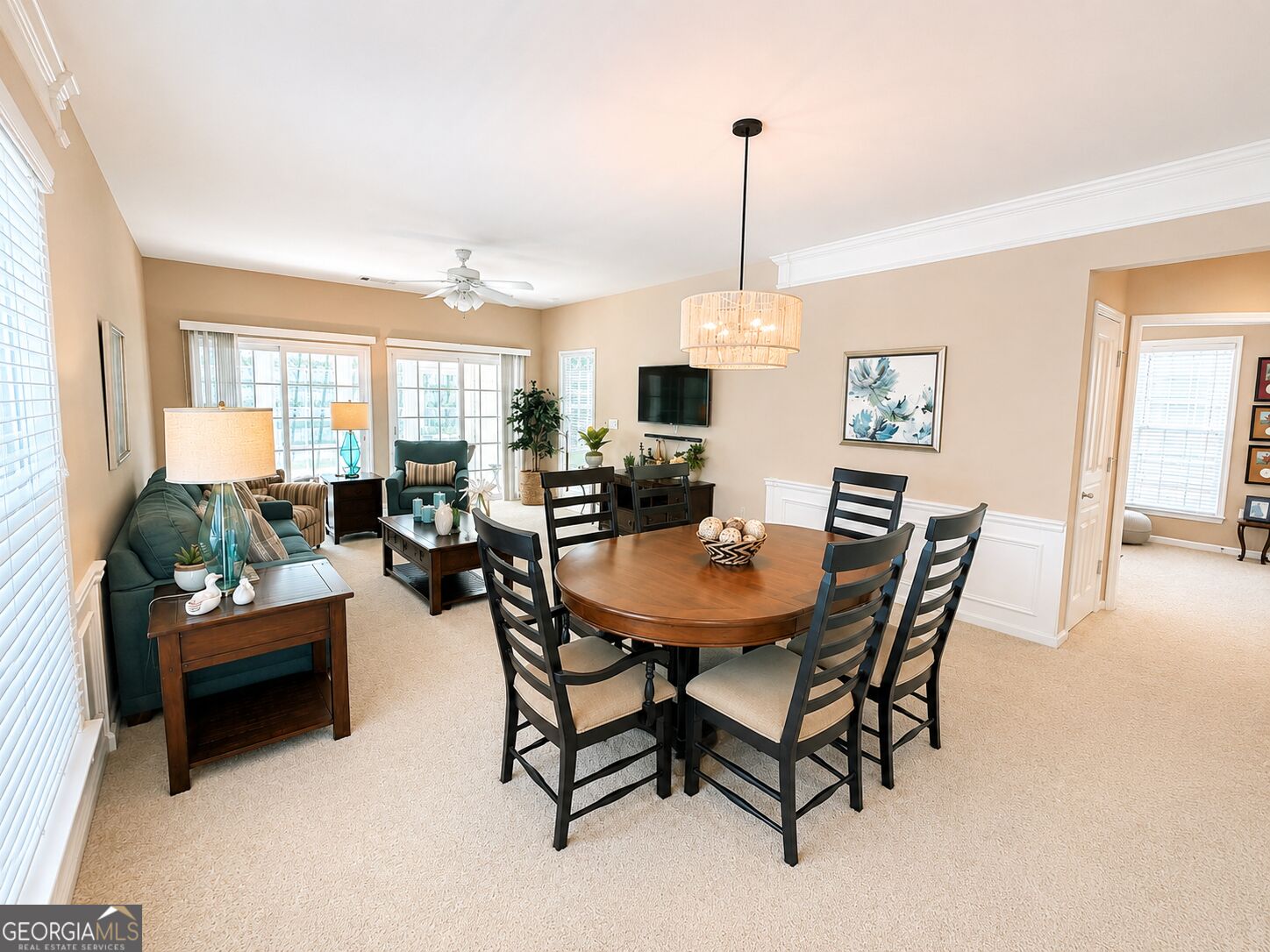 132 Begonia Court Property Photo 4