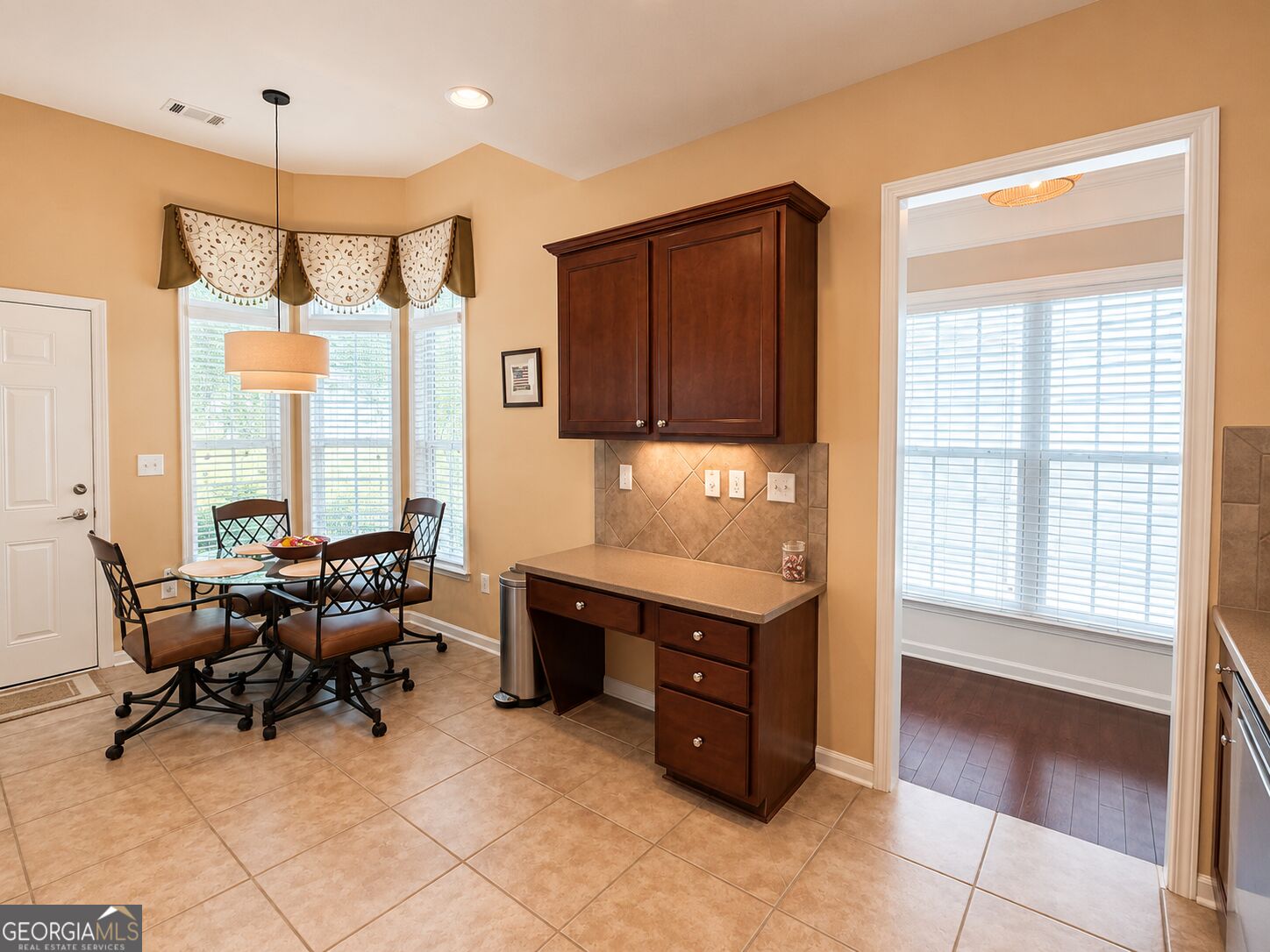132 Begonia Court Property Photo 15