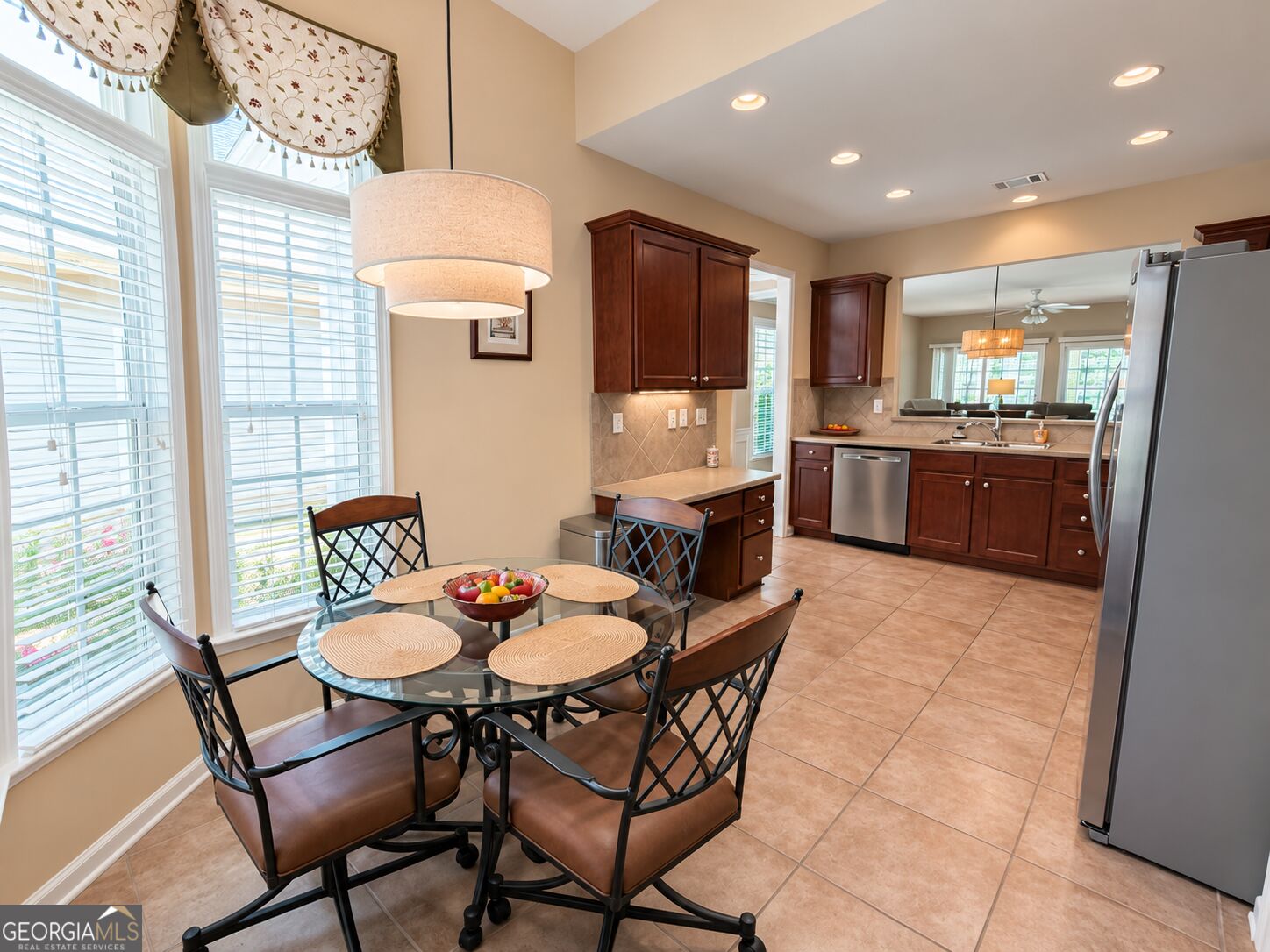 132 Begonia Court Property Photo 16
