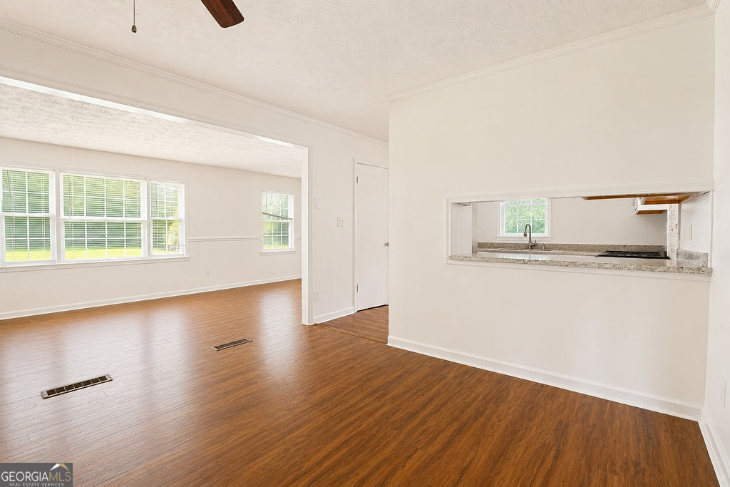 970 Woodbridge Drive Ne Property Photo 30