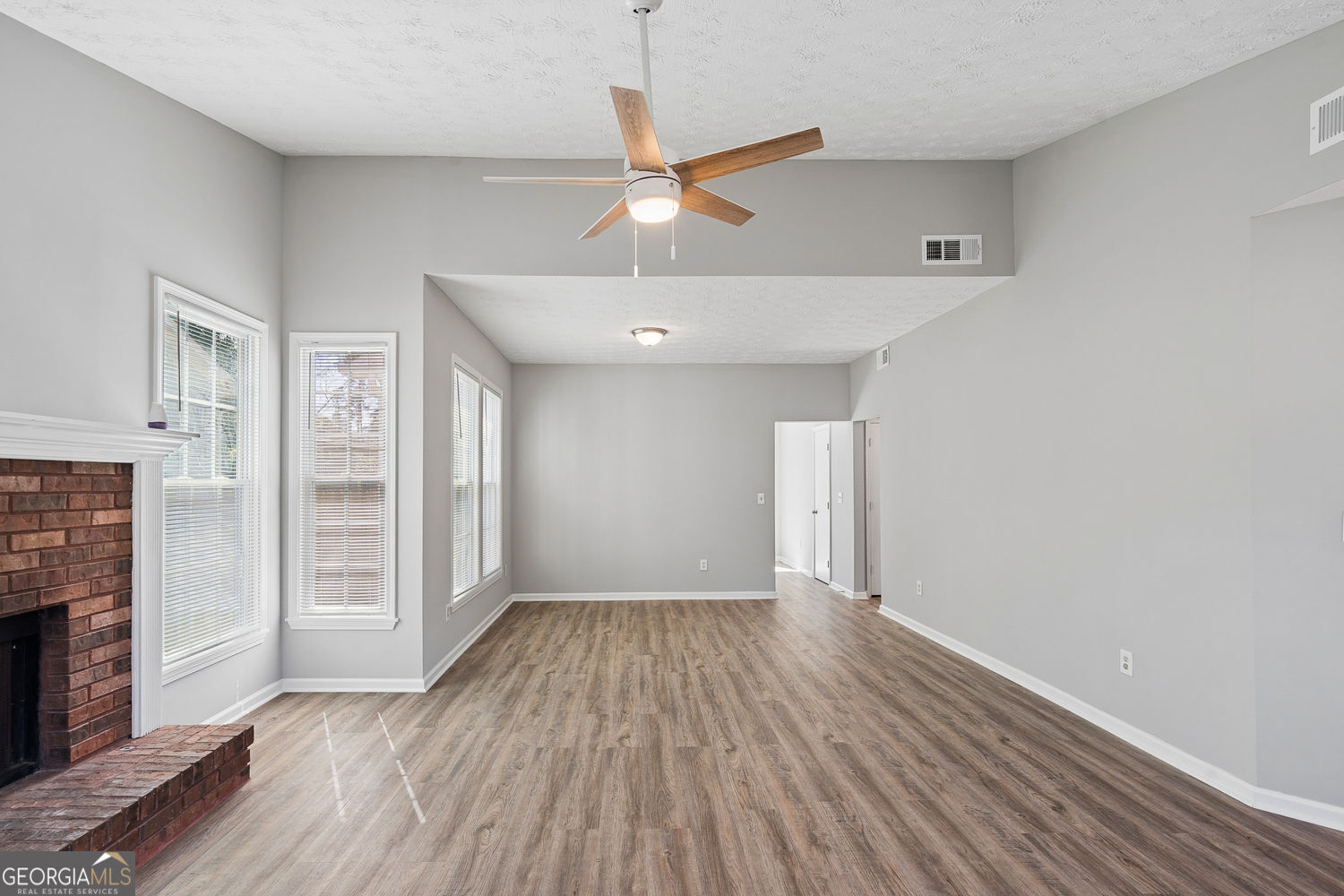5231 Brentwood Road Property Photo 4
