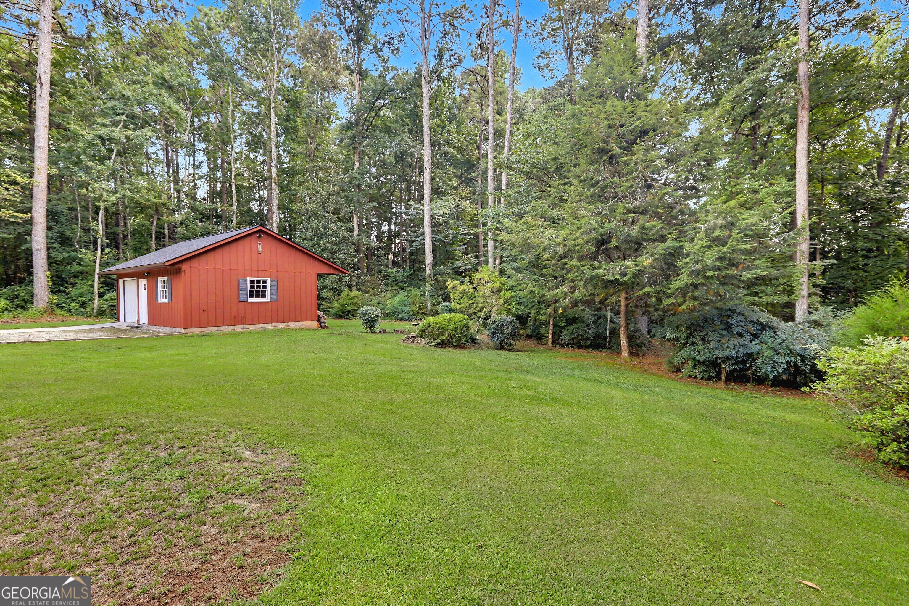 2031 Tallwood Place Property Photo 6