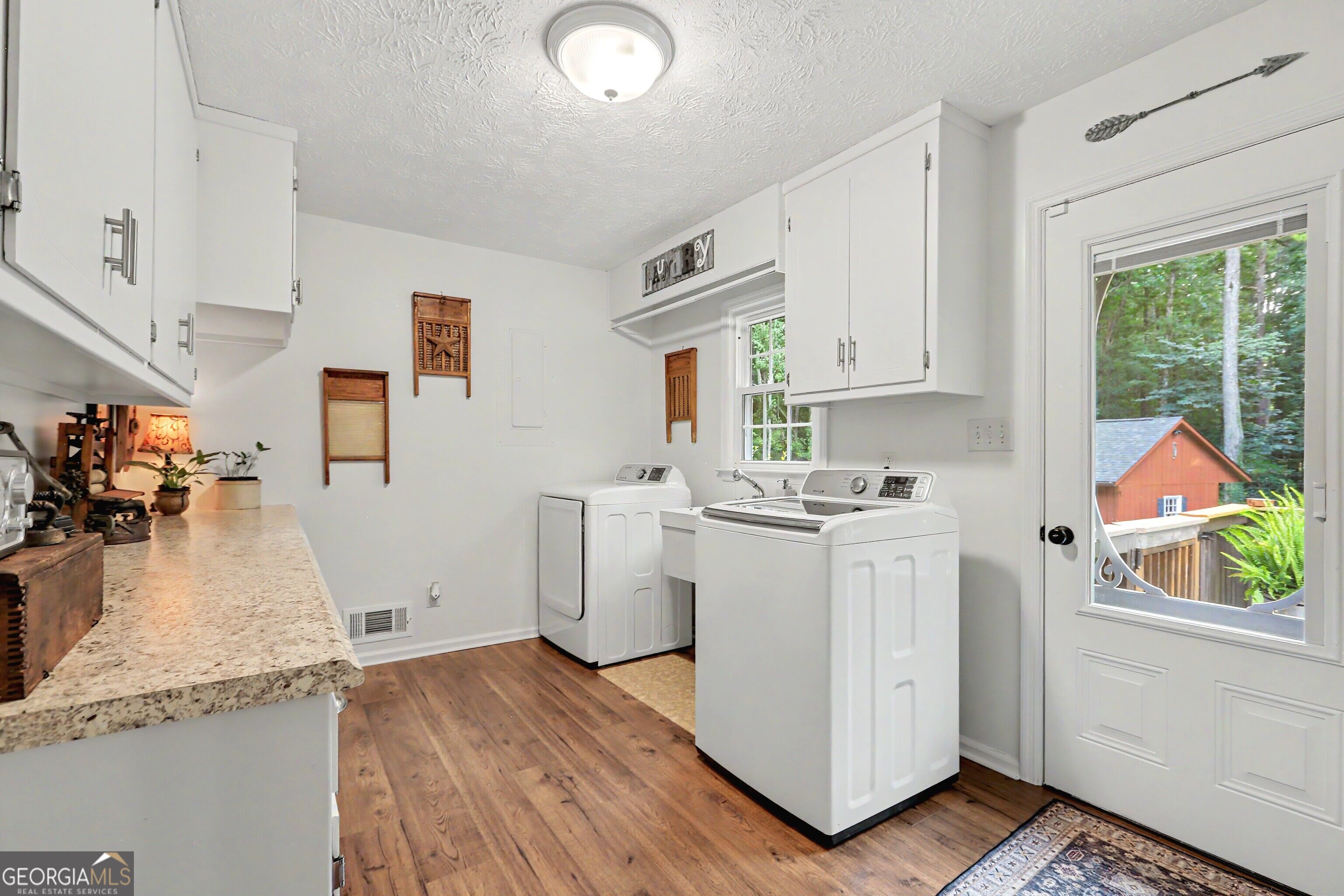 2031 Tallwood Place Property Photo 23