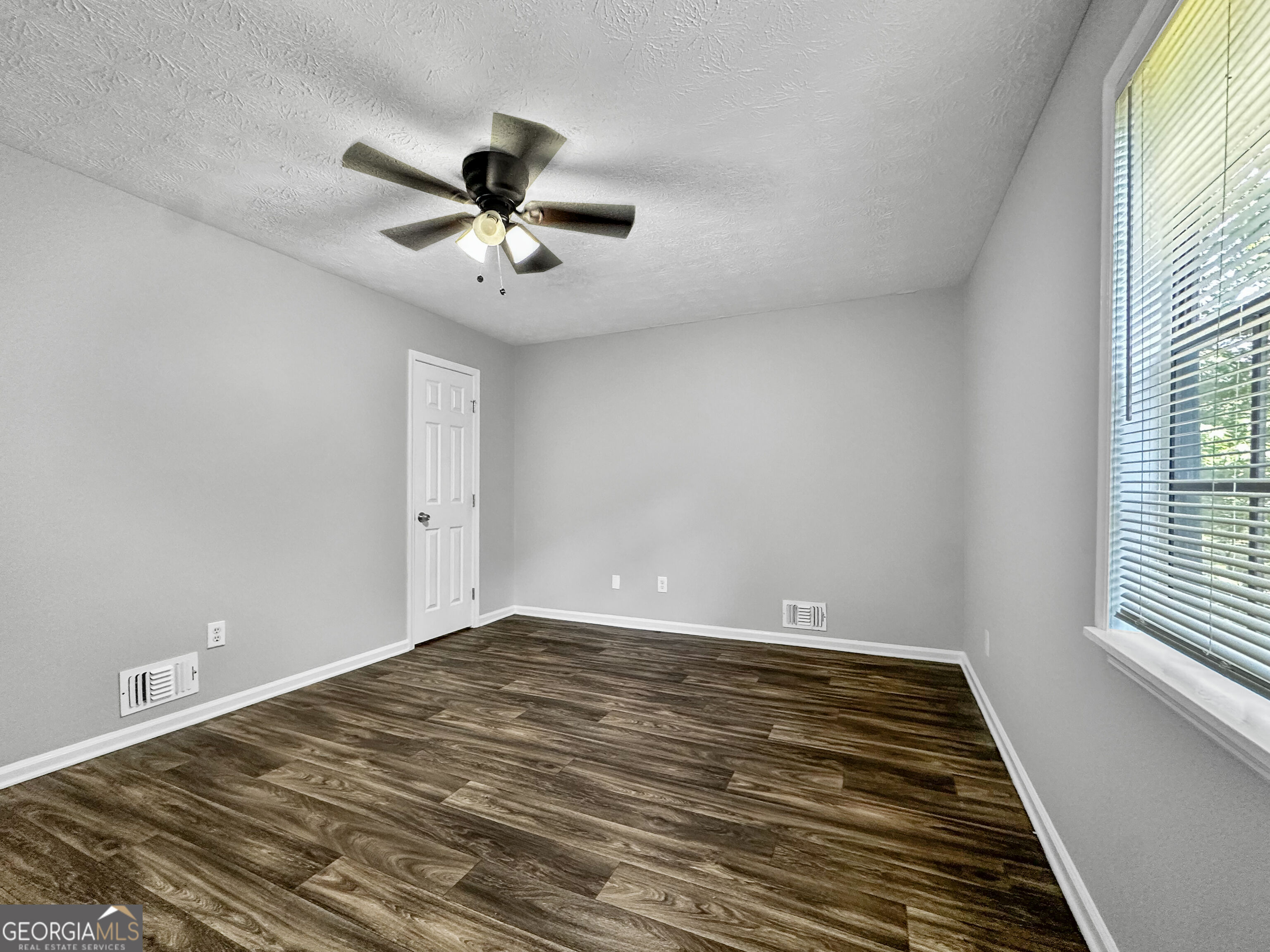 191 Aaron Court Property Photo 10