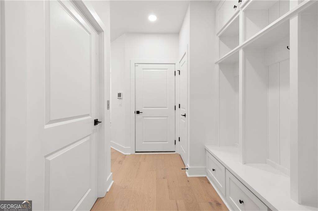 2248 Crestview Drive Ne # 33 Property Photo 15