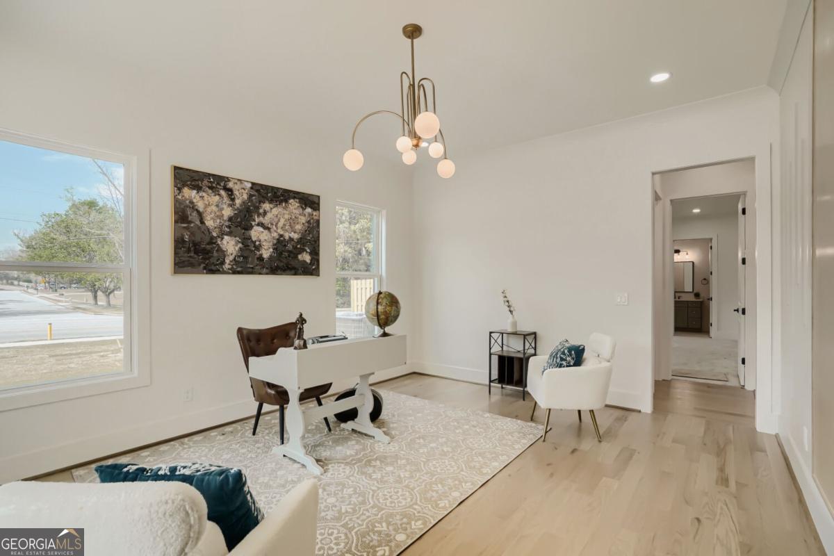 932 Cooper Road Property Photo 13